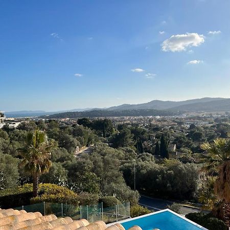 בורם-לה-מימוזה Appartement Vue Sur Mer, Piscine, Garage Prive מראה חיצוני תמונה