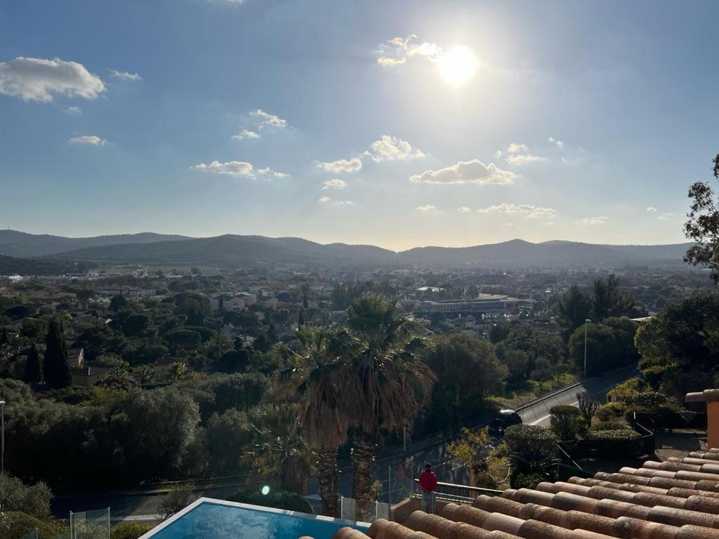 בורם-לה-מימוזה Appartement Vue Sur Mer, Piscine, Garage Prive מראה חיצוני תמונה
